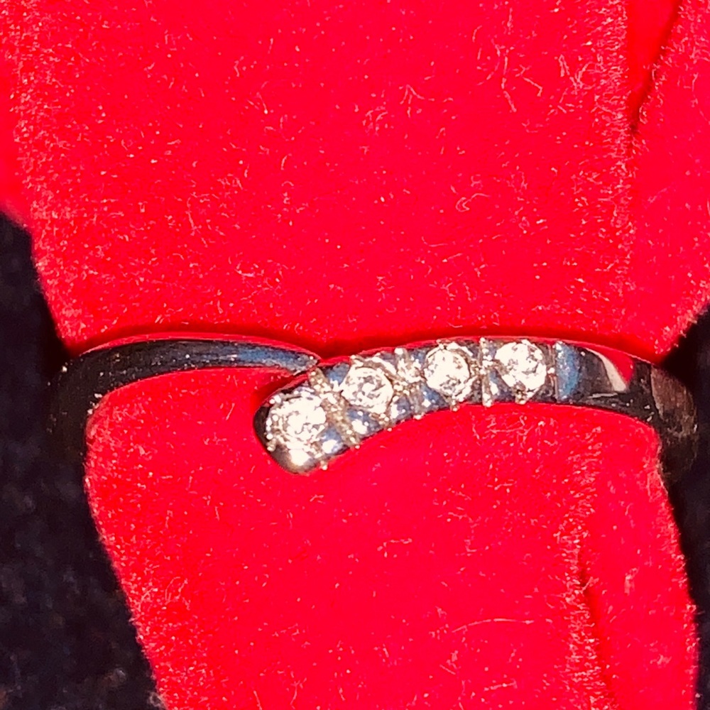 Silver Rhinestone Ring
